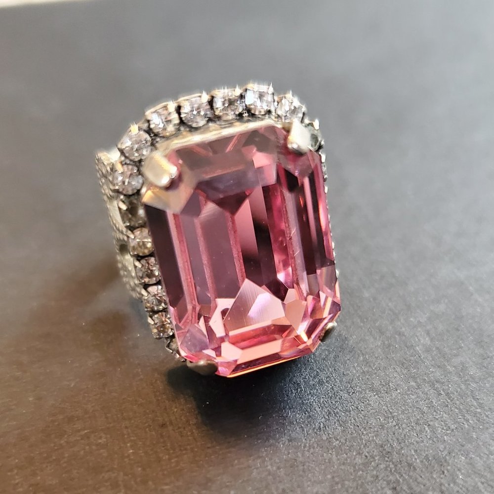 Sorrelli ring